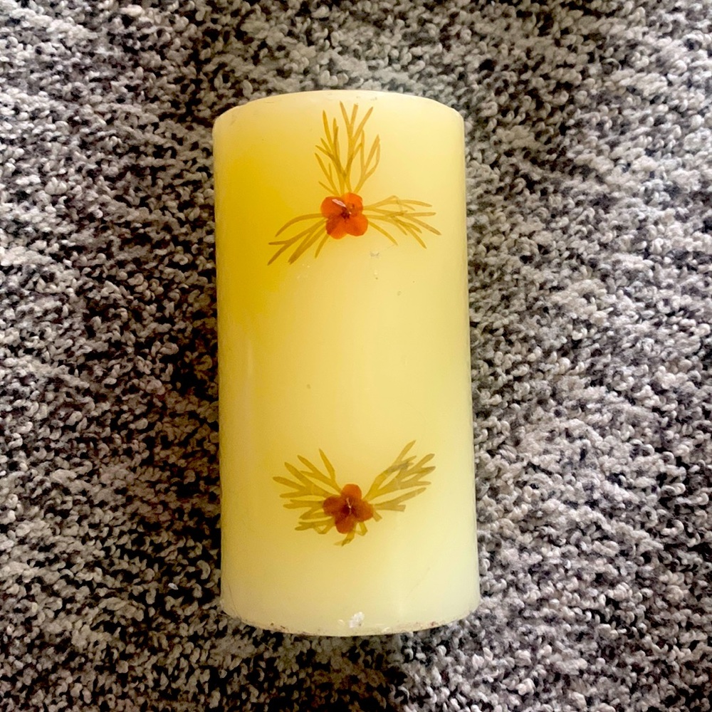 Vintage Christmas deco candle